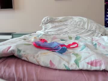 webcam girl love_you_to123 live cam image #5964963