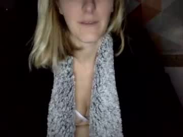 webcam girl wet_scarlett72 live cam image #552593