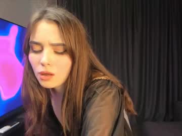 webcam girl scarletmore live cam image #7833235