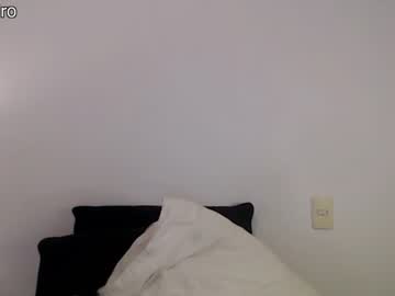 webcam girl dronae live cam image #6353783