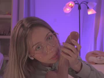 webcam girl soficb live cam image #12609299