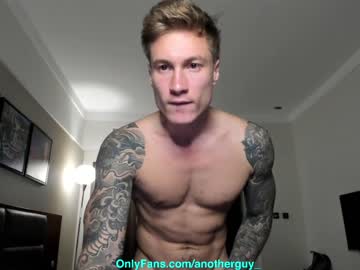webcam man anotherguyonyourscreen live cam image #6940745