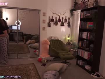 webcam girl evelynpiers live cam image #6388873
