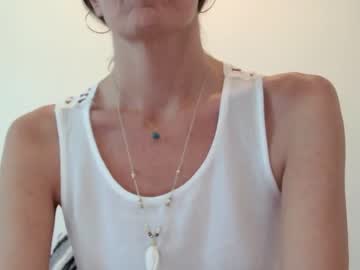 webcam girl itsallaboutenergy___ live cam image #786933