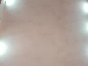 webcam girl dearly_emily live cam image #9809195