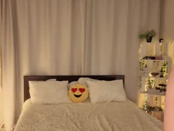webcam girl maudcouncil live cam image #12849979