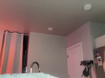 webcam girl saraloverays live cam image #7722878