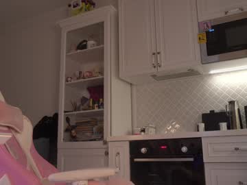 webcam girl golden_alinee live cam image #11232763