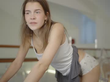 webcam girl eli_sun live cam image #8079145