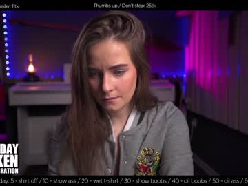 webcam girl hermione_potter_couple live cam image #4938632