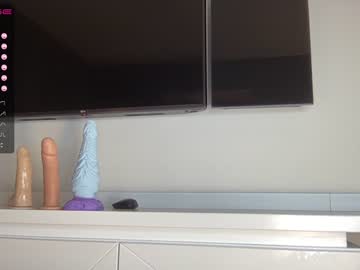 webcam girl candysfox live cam image #2197721