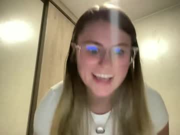 webcam girl alexisdanielxo live cam image #12805343