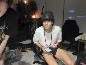webcam man bashful4200 live cam image #9135457