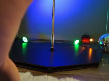 webcam girl _meganmeow_ live cam image #8956640
