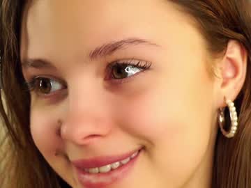 webcam girl a_whole_eternity live cam image #9292600