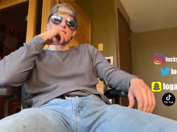 webcam man luckyloganx live cam image #9215309