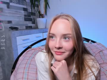 webcam girl lolliis live cam image #7045546