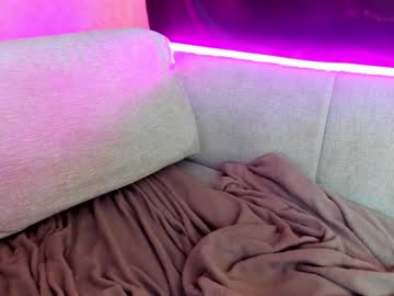 webcam girl maaarynip live cam image #2582011