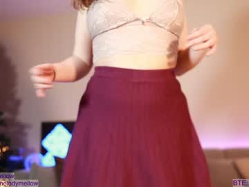 webcam girl in_tune live cam image #941082