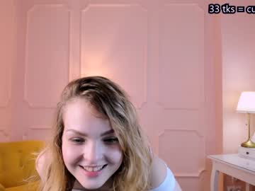 webcam girl alice_tucci live cam image #6711875