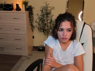 webcam girl ella_flar_ live cam image #3830355