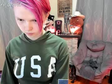 webcam girl murbears_world live cam image #3154588