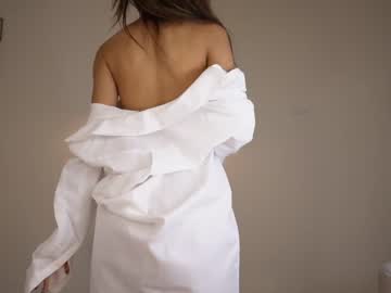 webcam girl shena_nomy live cam image #8973453