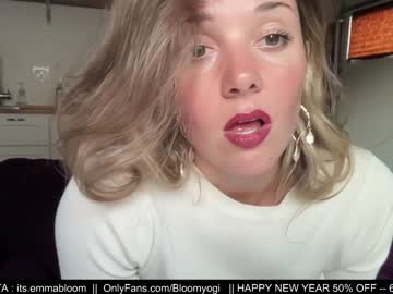 webcam girl bloomyogi live cam image #8141635