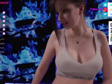webcam girl vanessa_love live cam image #3841712