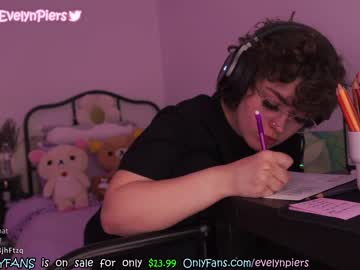 webcam girl evelynpiers live cam image #3729749