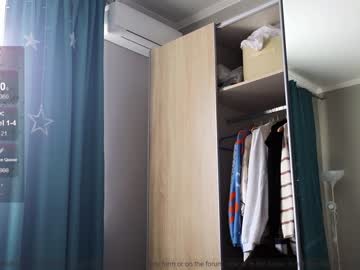 webcam girl small_blondee live cam image #9007076