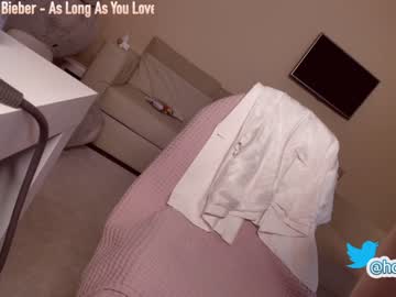 webcam girl hollyextra live cam image #1963747