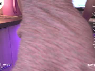webcam girl lil_eva live cam image #2892516