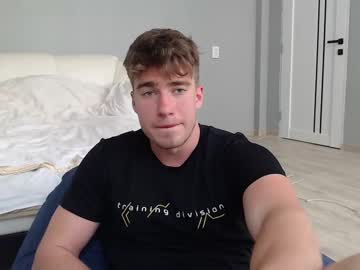 webcam man megamaxxxl live cam image #12425443