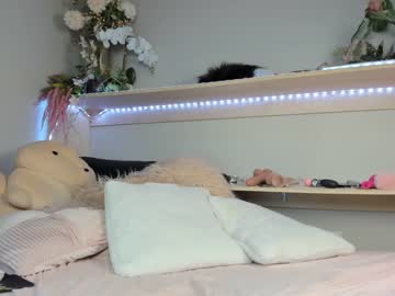 webcam girl fit_american_girl live cam image #7855098