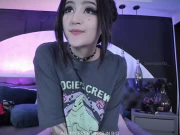 webcam girl charlotte_germanotta_ live cam image #10474020