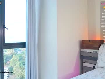 webcam girl belle_adrienne live cam image #1343675
