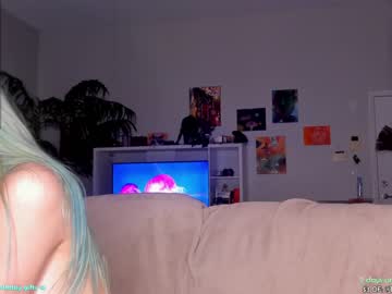 webcam girl fairyinthewild live cam image #9088502