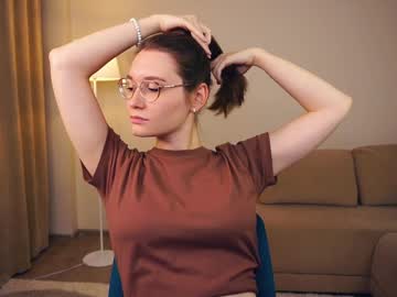 webcam girl odelynaclay live cam image #10611929