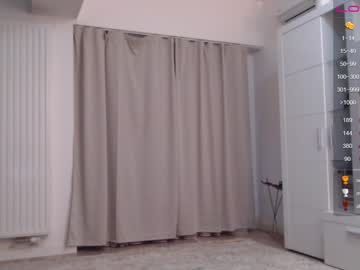 webcam girl persian_baddie live cam image #5285212
