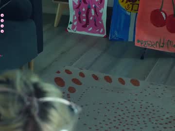 webcam girl audreycarvin live cam image #10833878