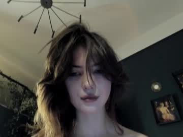 webcam girl bmwm5f90 live cam image #11278026