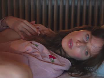 webcam girl ellaa91 live cam image #3726049