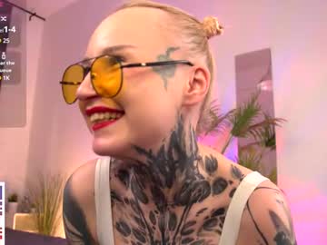webcam girl goddes_calzedonia live cam image #12444767