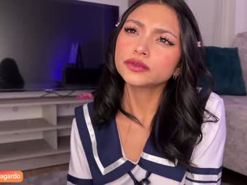 webcam girl sweet_littleee live cam image #12092599