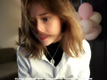 webcam girl taitehambelton live cam image #12899288
