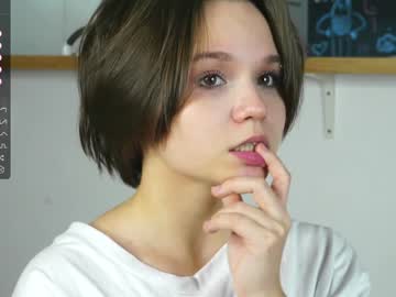 webcam girl primrosecolemanf live cam image #11101149