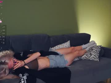 webcam girl audreycarvin live cam image #10279112