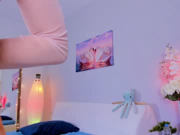 webcam girl kittycaitlin live cam image #7080111