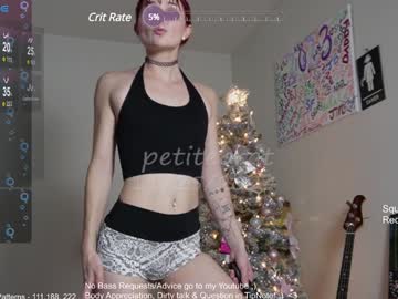 webcam girl petitebrat live cam image #11139086